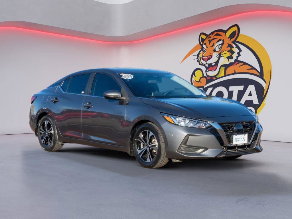 Used 2022 Nissan Sentra SV image 3