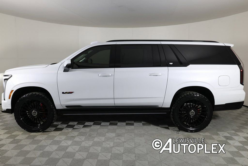 Used 2026 Cadillac Escalade ESV V image 8