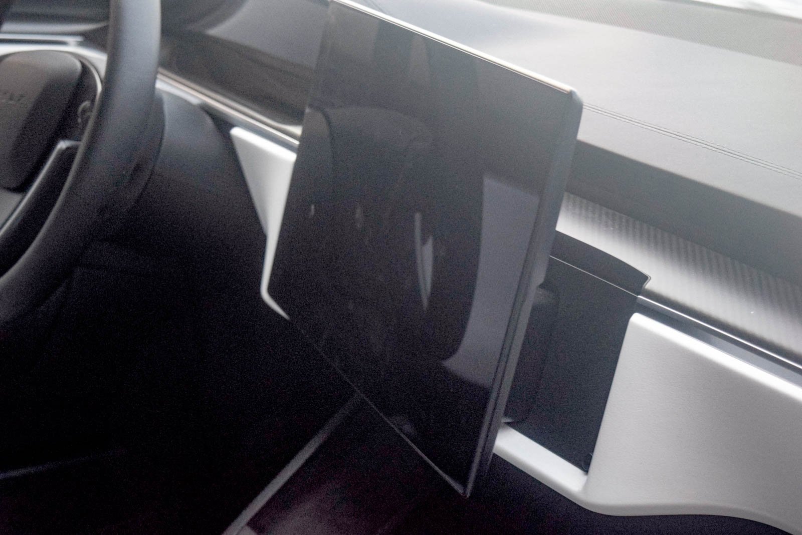 Used 2023 Tesla Model S Plaid image 4