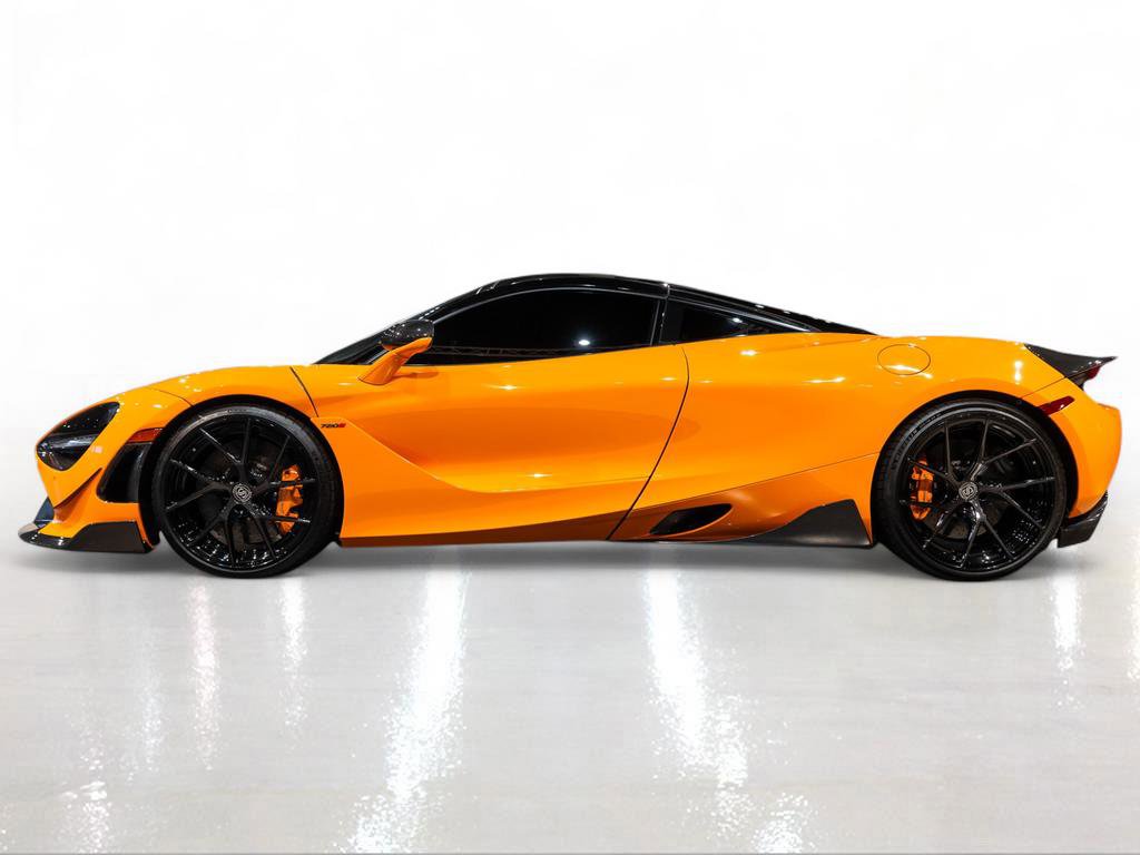 Used 2018 McLaren 720S RWD image 3