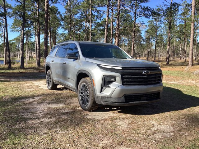 New 2026 Chevrolet Traverse LT w/ Midnight/Sport Edition image 6