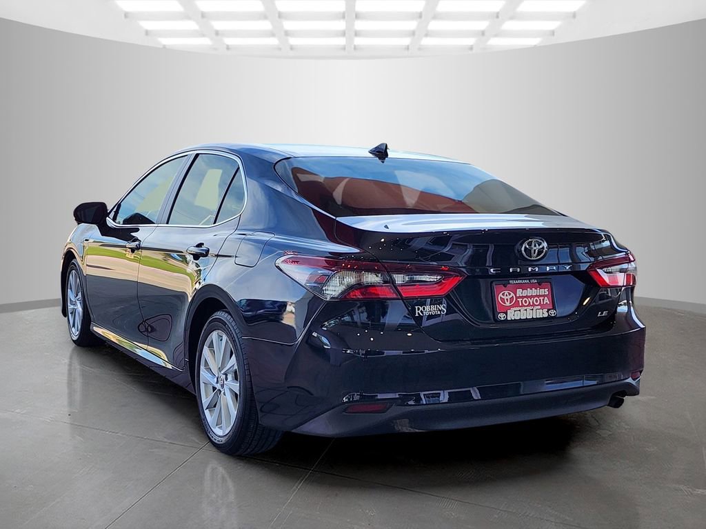 Used 2023 Toyota Camry LE image 7