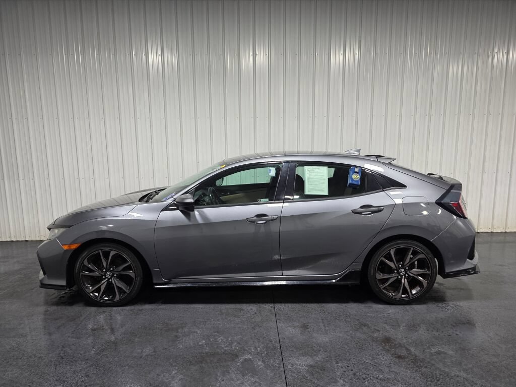 Used 2018 Honda Civic Sport image 4