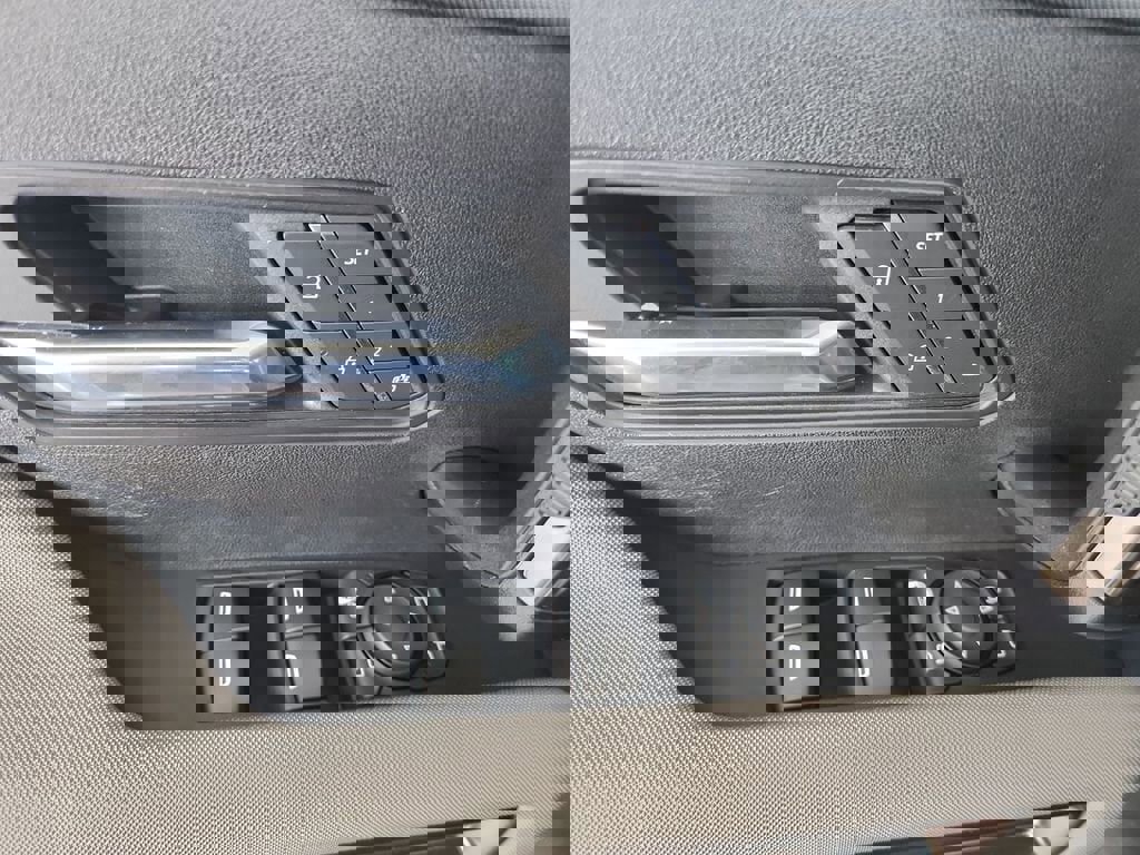 Used 2024 GMC Hummer EV 3X image 23