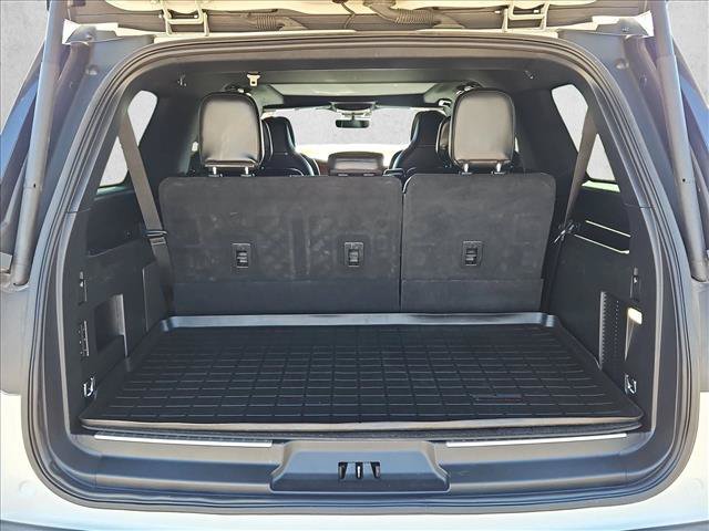 Used 2020 Lincoln Navigator L Reserve w/ Equipment Group 208A Reserve AWD/4WD image 6