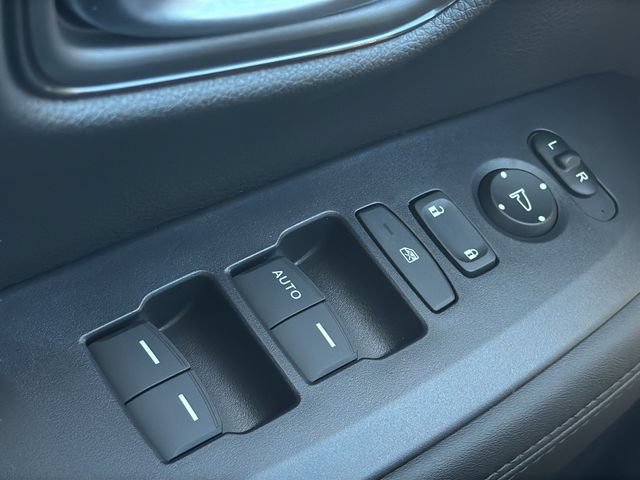 New 2027 Honda HR-V LX image 28