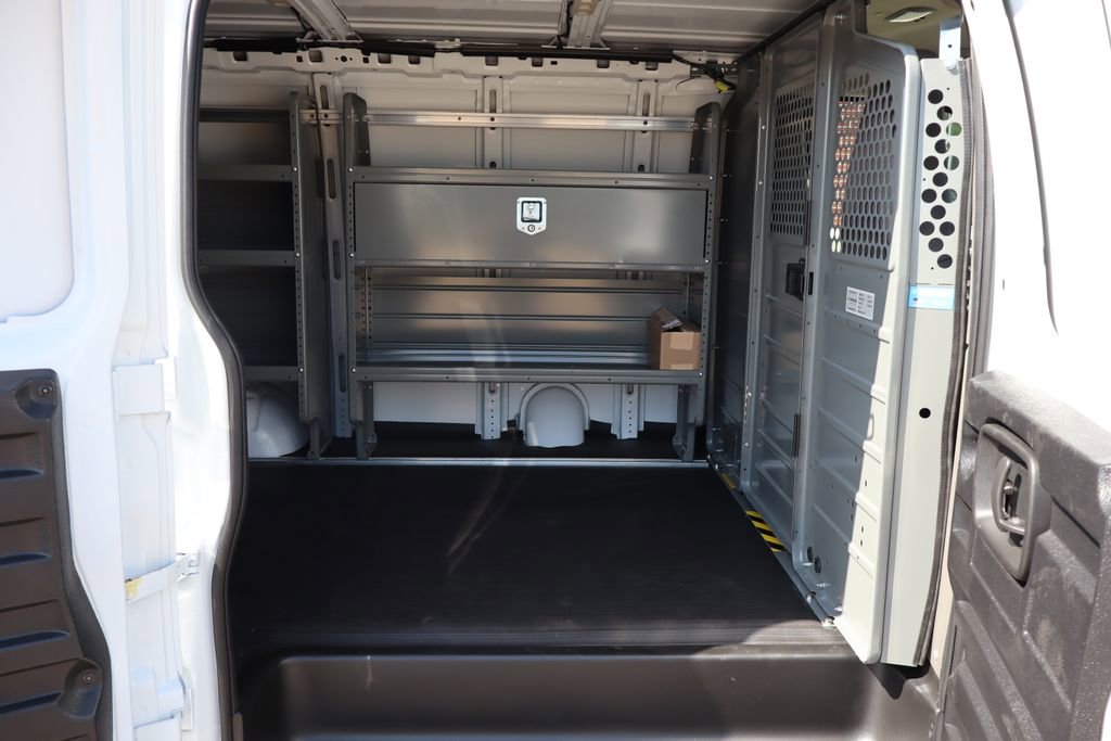 New 2025 Chevrolet Express 2500 w/ Driver Convenience Package image 37
