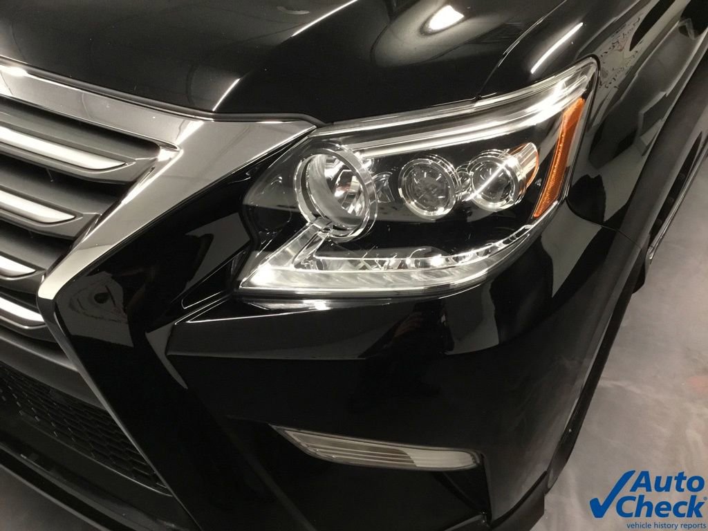 Used 2018 Lexus GX 460 w/ Navigation Package image 16