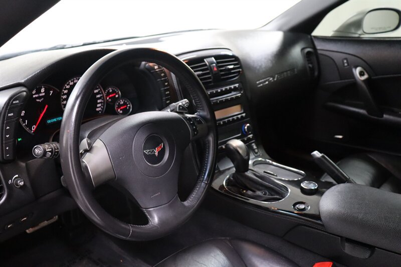 Used 2008 Chevrolet Corvette Coupe w/ Preferred Equipment Group RWD image 16