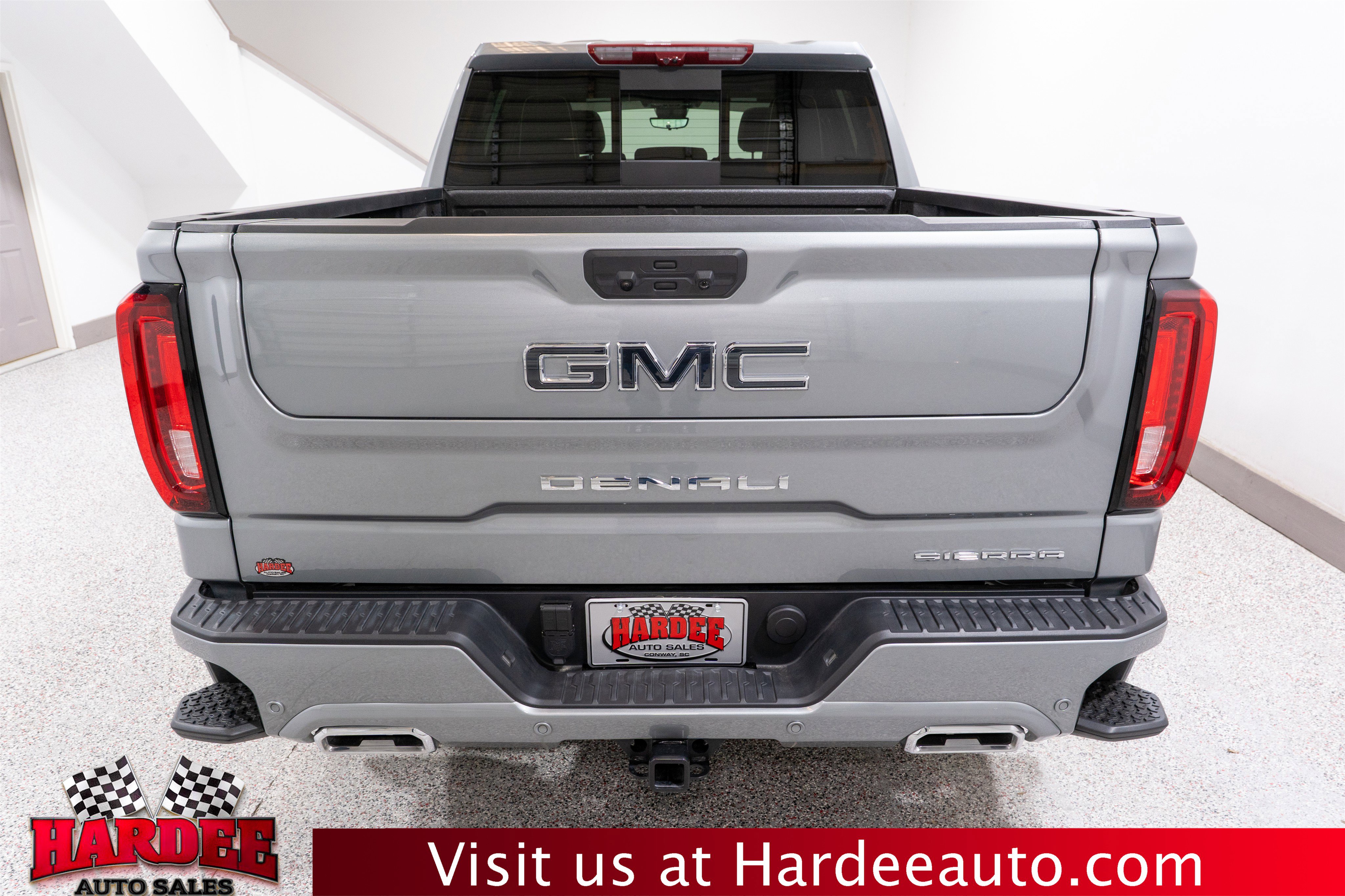 Used 2025 GMC Sierra 1500 Denali Ultimate image 4