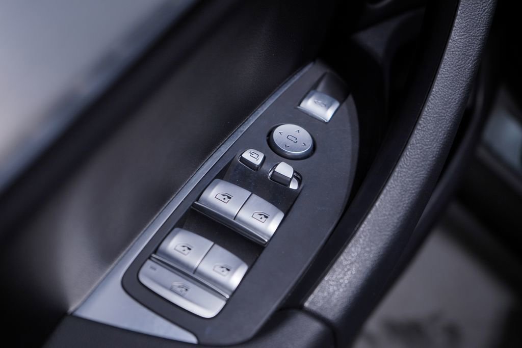 Used 2024 BMW X3 xDrive30i w/ Convenience Package image 17