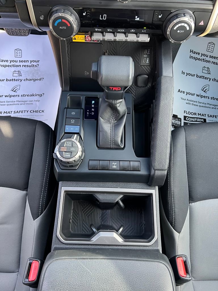 Used 2024 Toyota Tacoma TRD Off-Road image 21