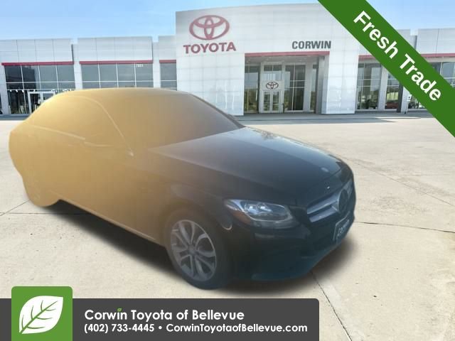 Used 2015 Mercedes-Benz C 300 4MATIC Sedan image 1