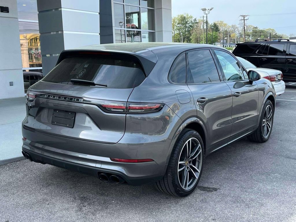 Used 2019 Porsche Cayenne image 3