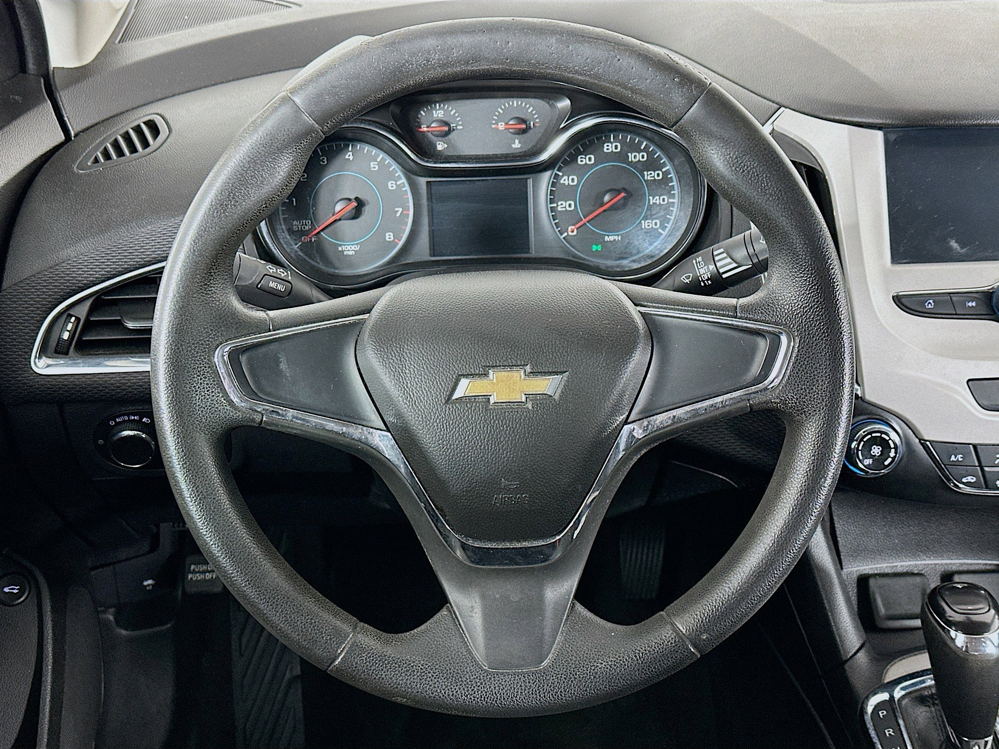 Used 2017 Chevrolet Cruze LS FWD image 18
