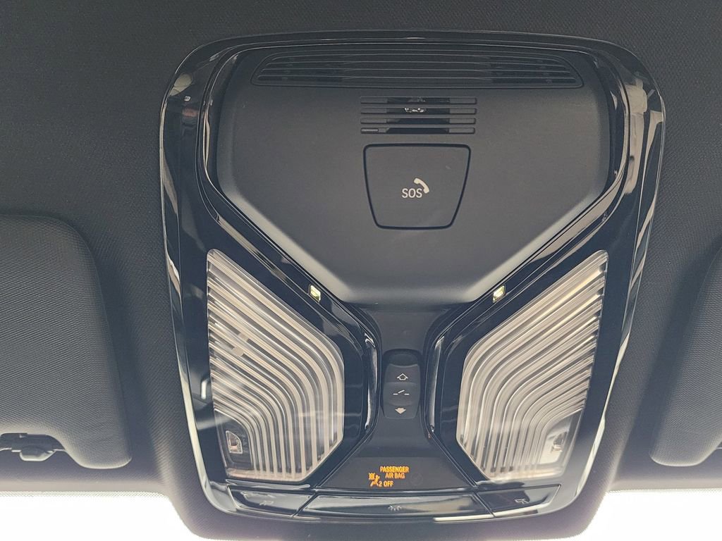 Used 2024 BMW 230i Coupe w/ Convenience Package image 23