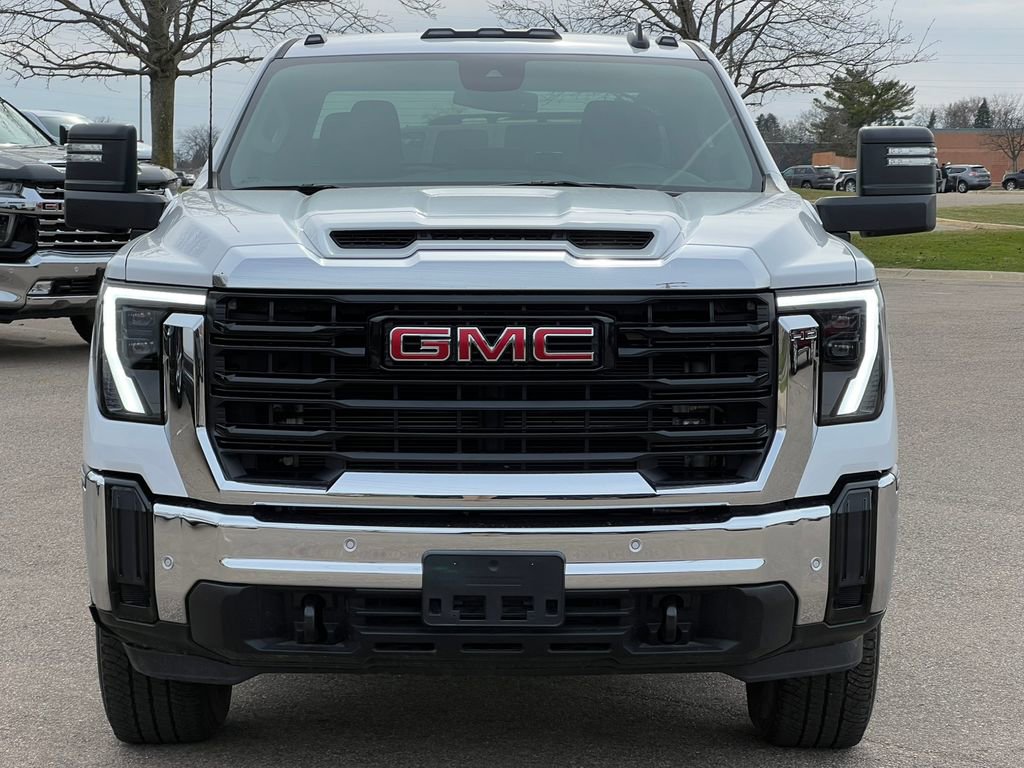 Certified 2025 GMC Sierra 3500 Pro w/ 1SA Pro Safety Plus Package image 38