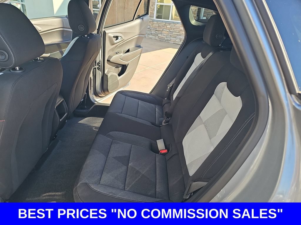 New 2026 Chevrolet Trax RS w/ Sunroof Package FWD image 13