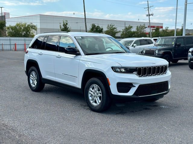 New 2025 Jeep Grand Cherokee Laredo
