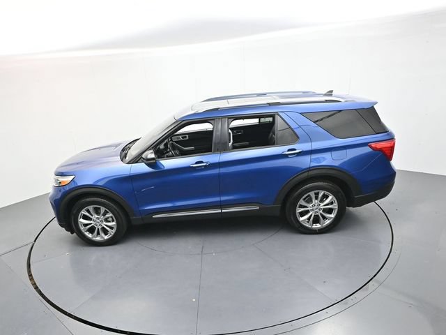 Used 2021 Ford Explorer Limited w/ Equipment Group 301A AWD/4WD image 39