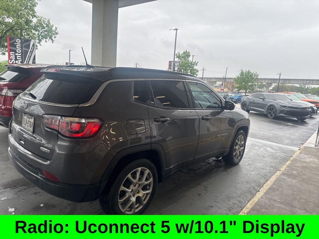Used 2022 Jeep Compass Latitude w/ Sun and Sound Group image 6