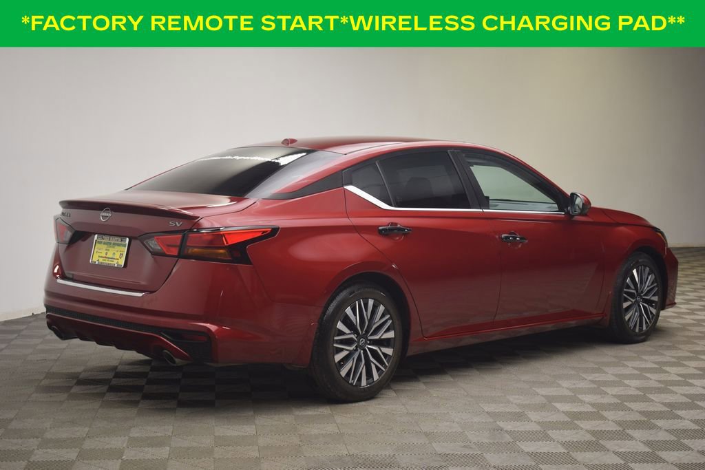 Used 2023 Nissan Altima 2.5 SV w/ SV Premium Package image 8