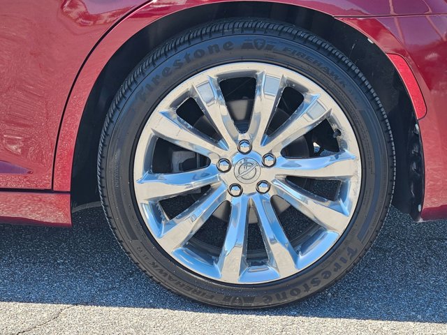 Used 2017 Chrysler 300 Limited image 22