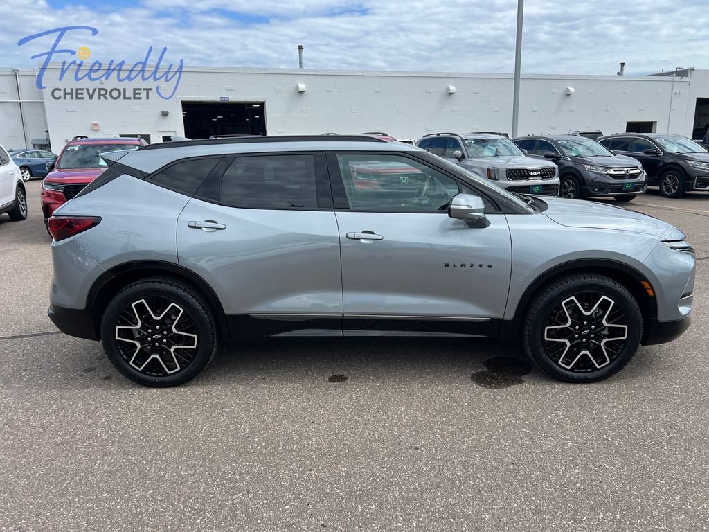 Used 2023 Chevrolet Blazer RS w/ Driver Confidence II Package AWD/4WD image 8