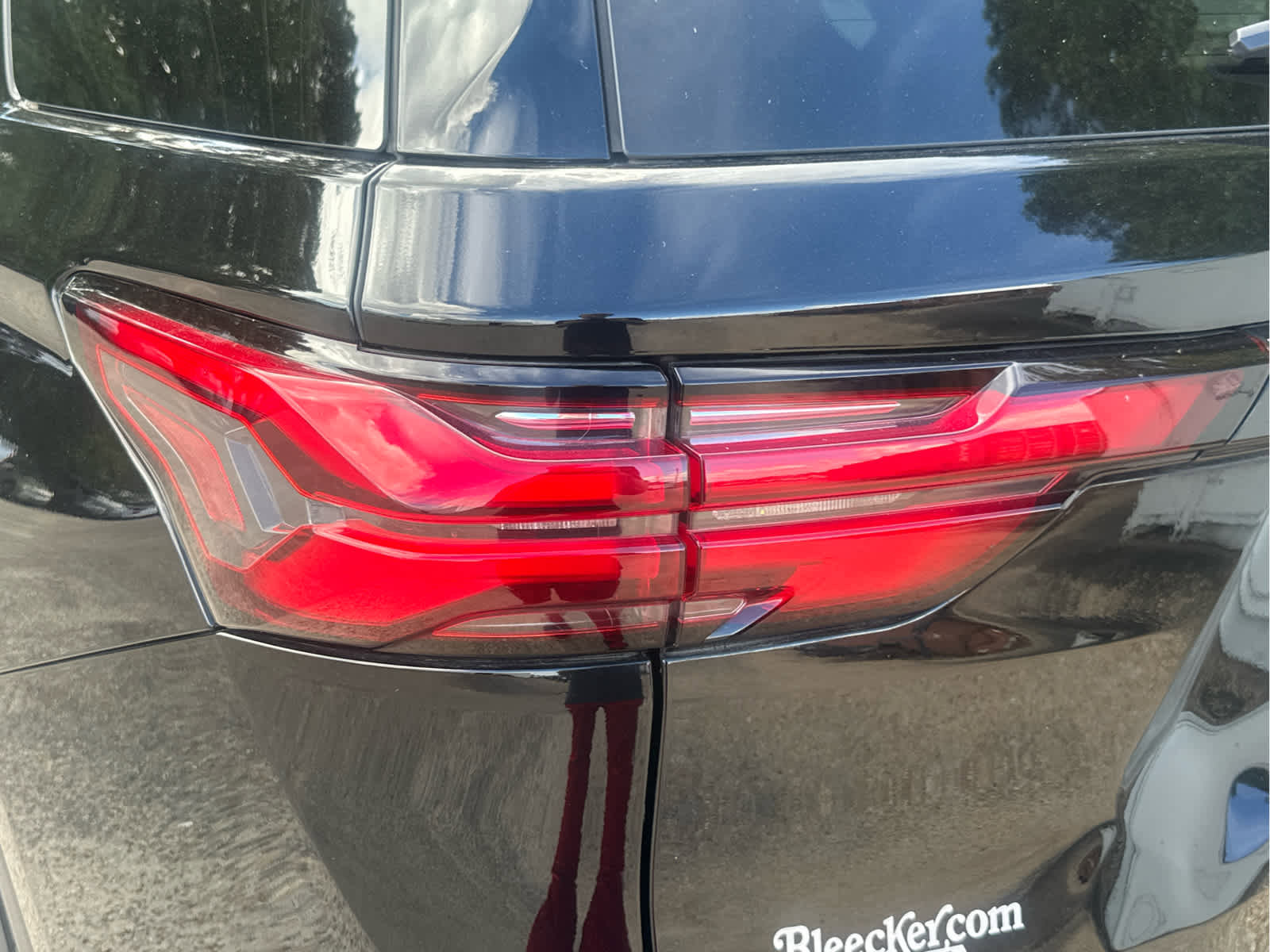 Used 2022 Chevrolet Traverse LT image 16