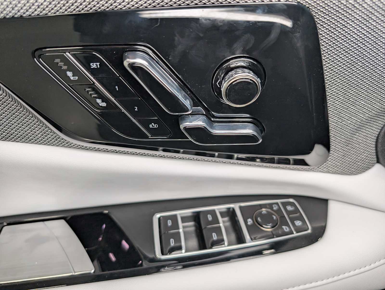 New 2026 Cadillac Optiq Sport 1 AWD/4WD image 32
