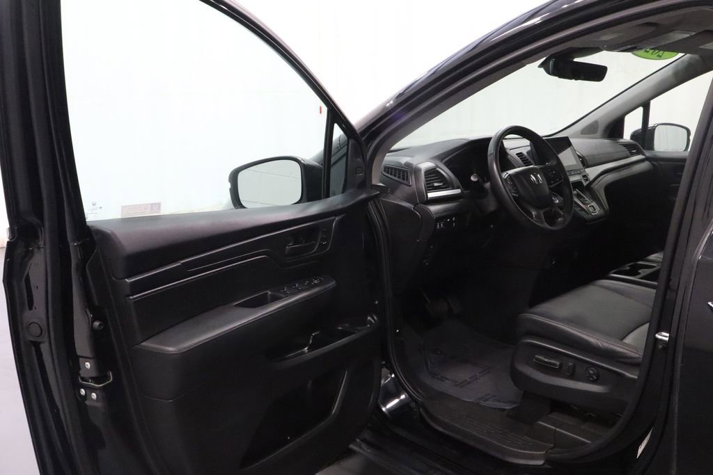 Used 2023 Honda Odyssey EX-L image 11