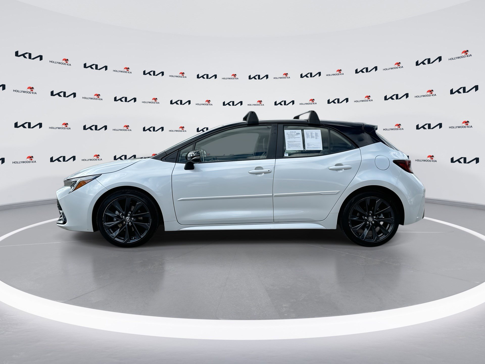 Used 2023 Toyota Corolla XSE image 5