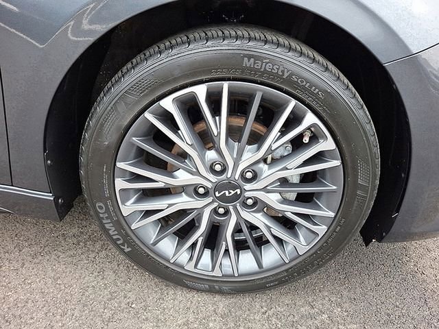 Certified 2023 Kia Forte GT-Line w/ GT-Line Technology Package image 8