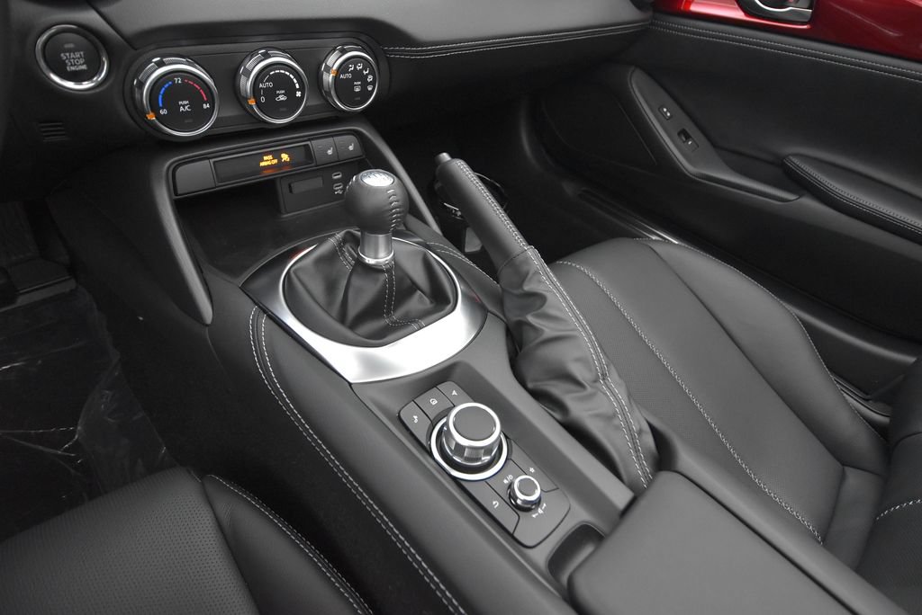 New 2026 MAZDA MX-5 Miata Grand Touring w/ Weather Package RWD image 33
