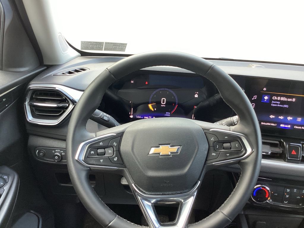 Used 2024 Chevrolet TrailBlazer LT w/ LT Cold Weather Package image 16