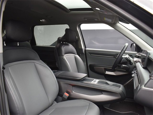 Certified 2026 Kia EV9 Light image 12