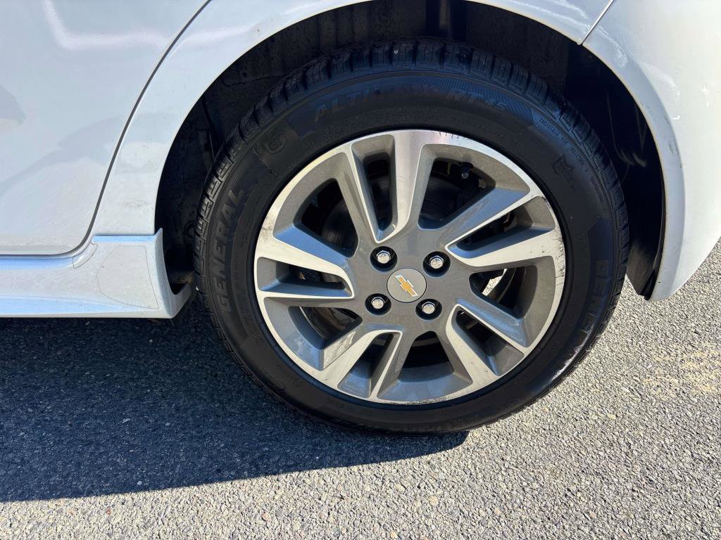 Used 2015 Chevrolet Spark LT image 7