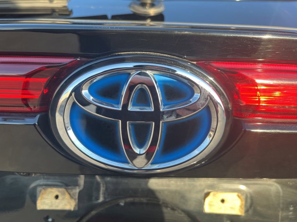 Used 2021 Toyota Venza LE w/ Carpet Mat Package (TMS) image 46