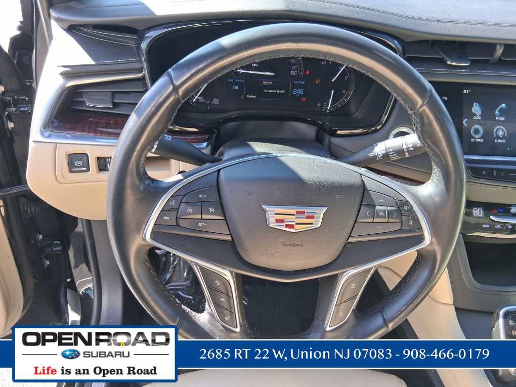 Used 2018 Cadillac XT5 Luxury w/ Driver Awareness Package image 12