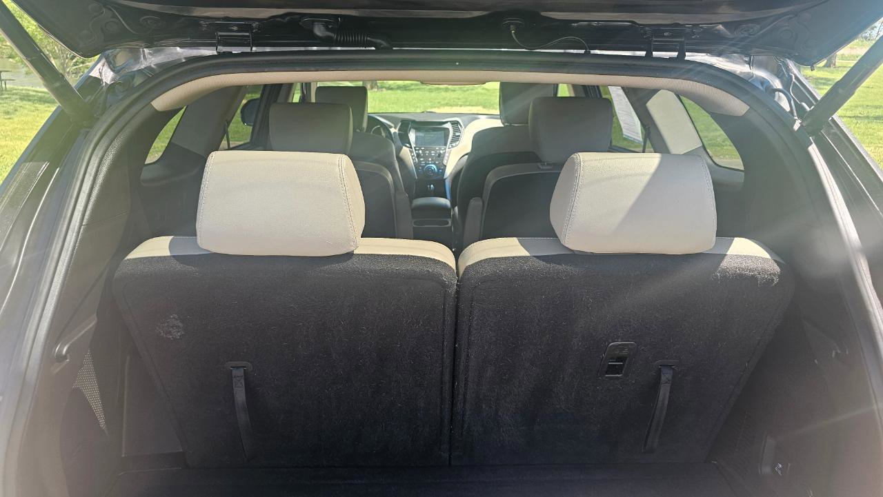 Used 2019 Hyundai Santa Fe XL AWD/4WD image 21
