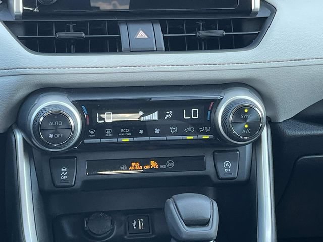 Used 2024 Toyota RAV4 XLE FWD image 16