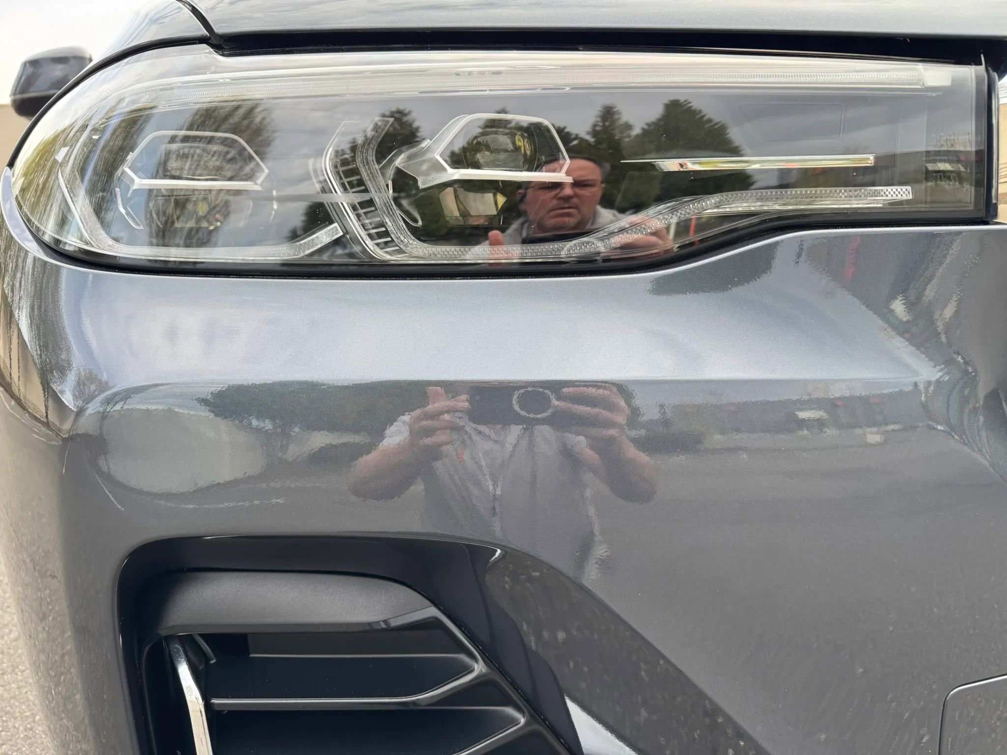 Used 2022 BMW X7 xDrive40i w/ Premium Package image 15