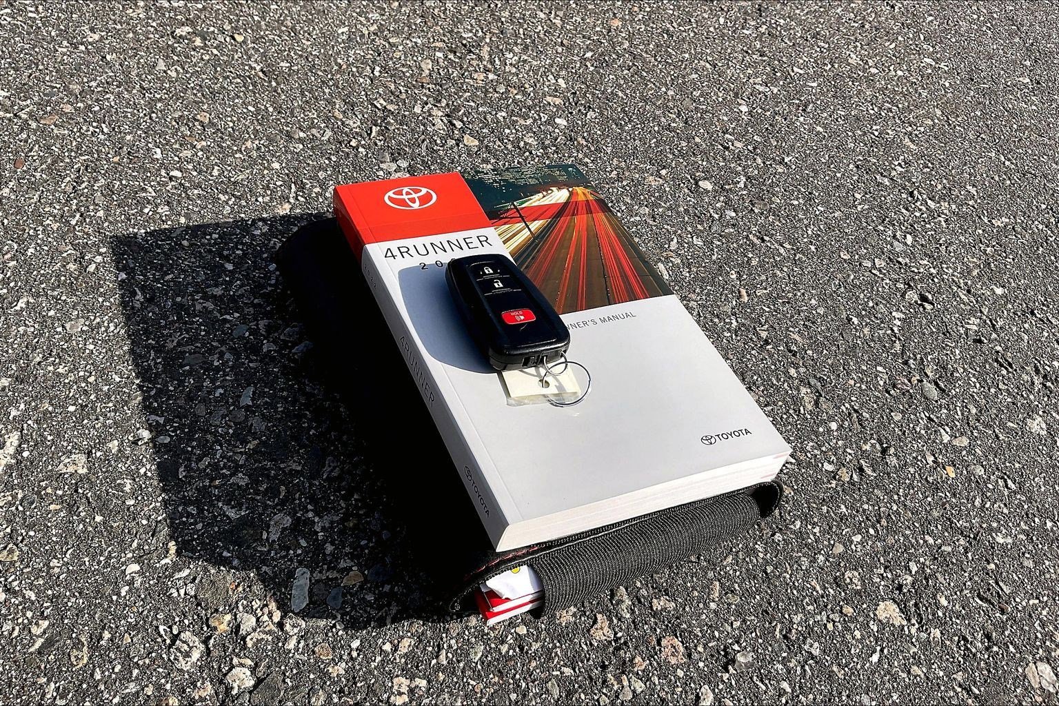 Used 2022 Toyota 4Runner SR5 image 10