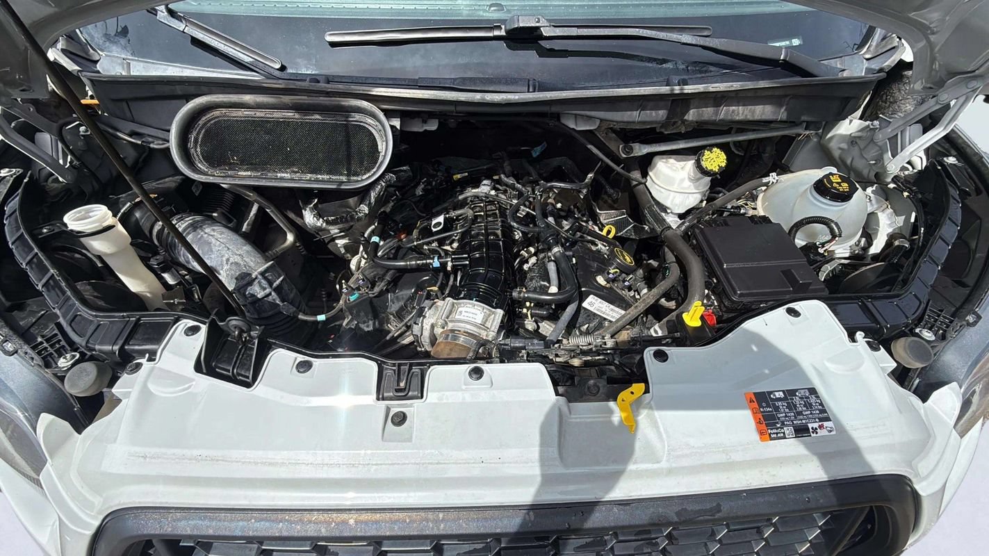 Used 2023 Ford Transit 250 148 High Roof Extended RWD image 18