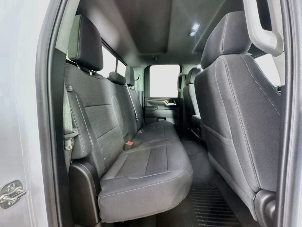 Used 2025 Chevrolet Silverado 3500 LT AWD/4WD image 33