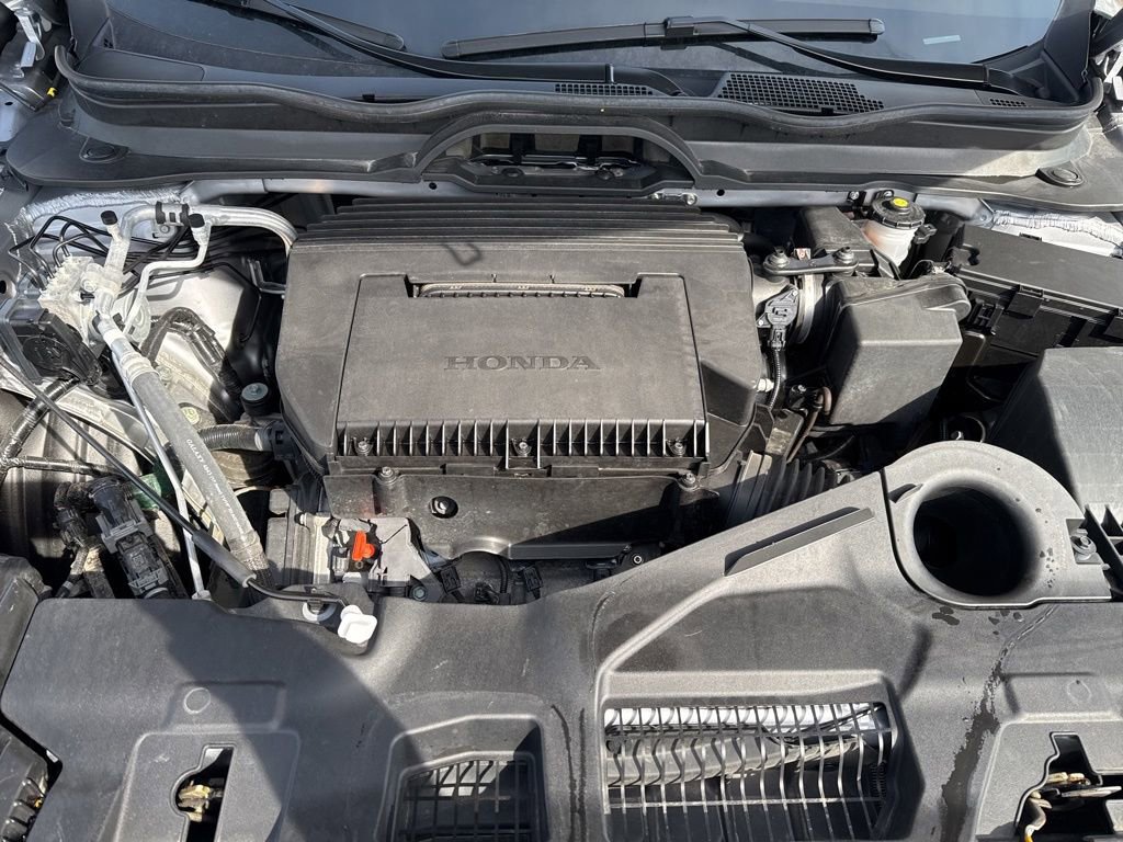 Used 2025 Honda Pilot EX-L image 11