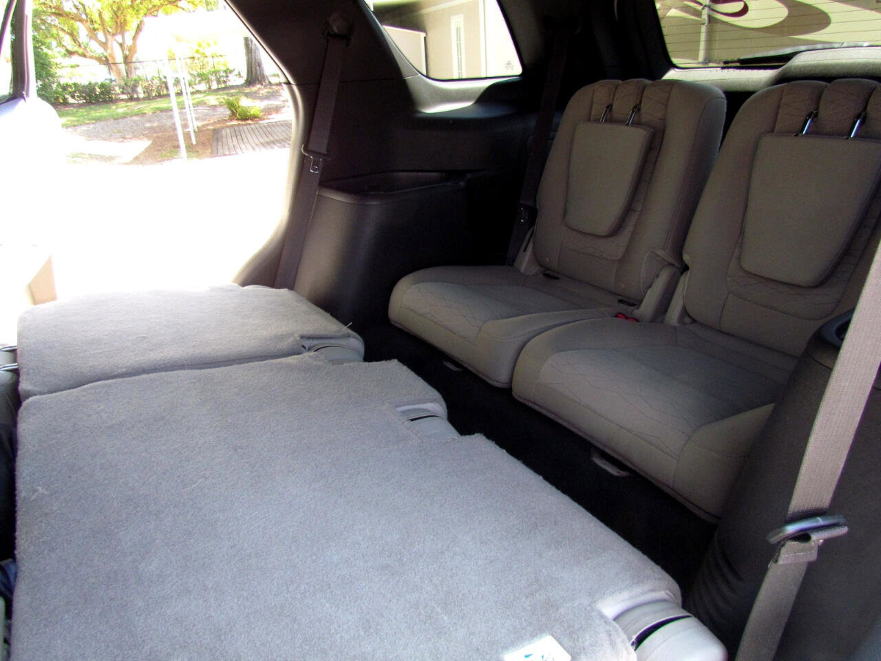 Used 2013 Ford Explorer FWD image 21