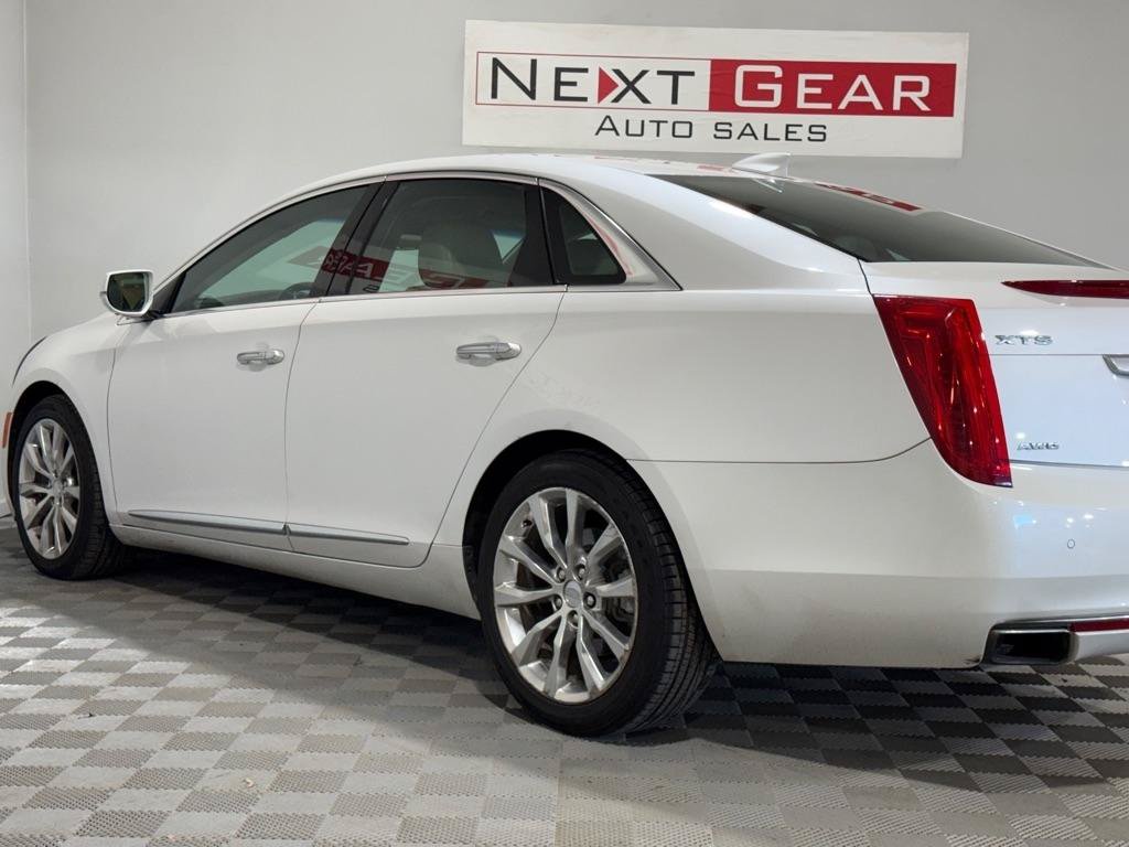 Used 2017 Cadillac XTS Premium Luxury AWD/4WD image 6