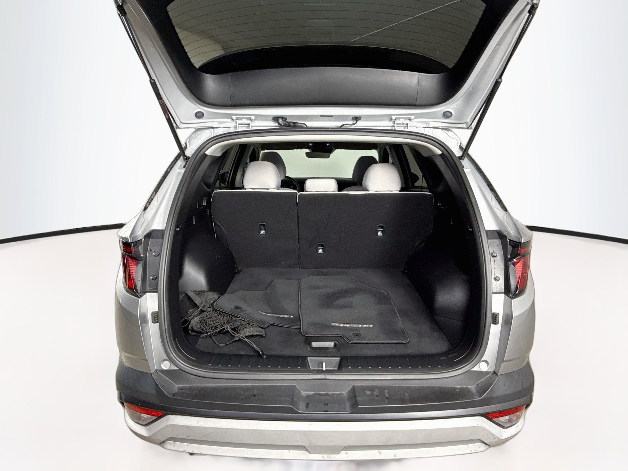 Used 2025 Hyundai Tucson SE FWD image 31