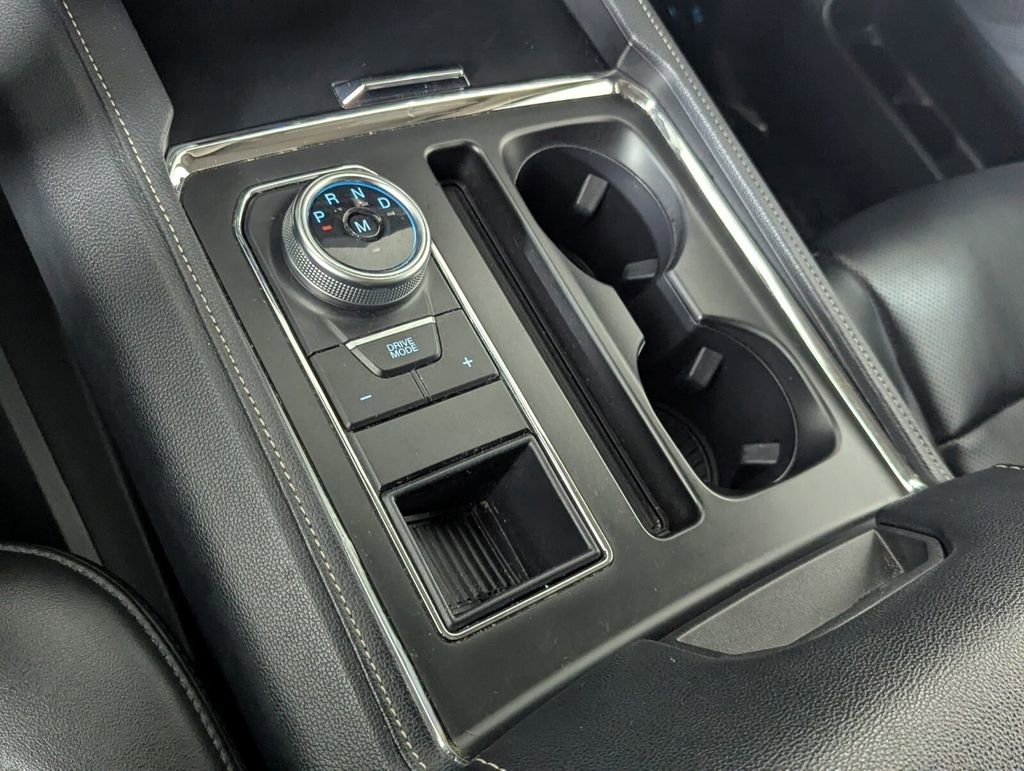 Used 2024 Ford Expedition XLT image 21